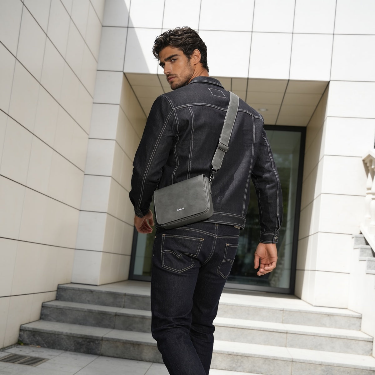 Túi đeo chéo da nam Paxton Bag-thumbmail-9